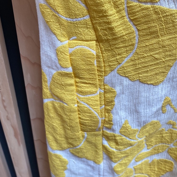 AdL Gorgeous floral  linen Dress - Picture 7 of 8